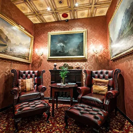 Hotel Grand